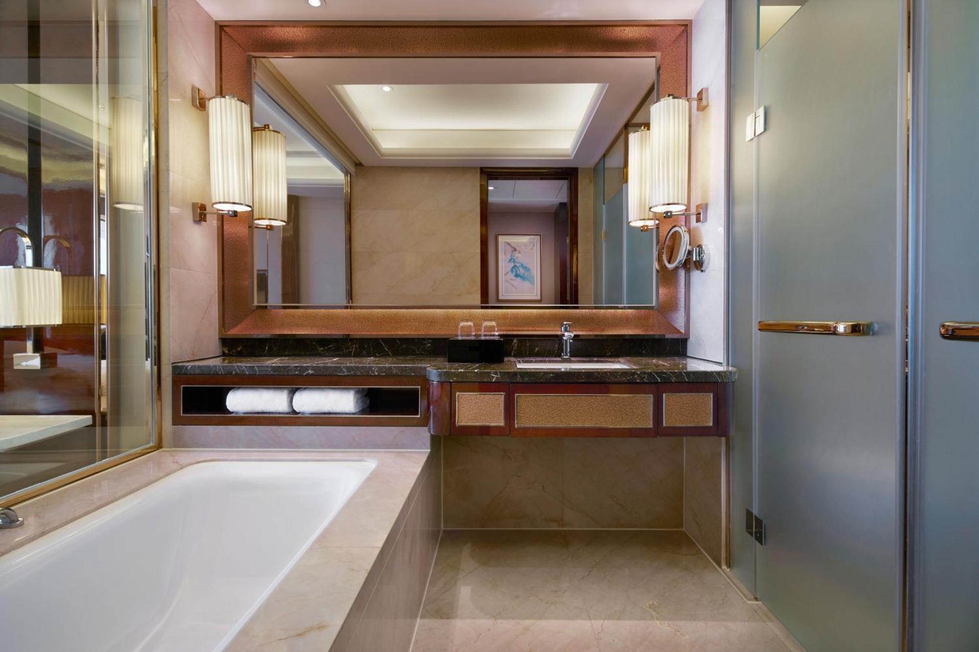 Sheraton Grand Zhengzhou Hotel Εξωτερικό φωτογραφία
